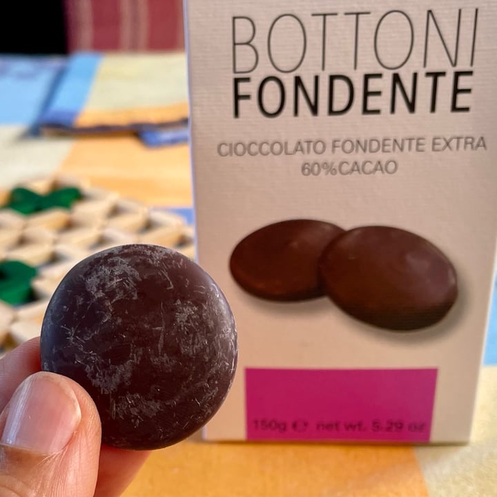 photo of Slitti Bottoni Fondente shared by @antonellaboschi on  17 Sep 2023 - review