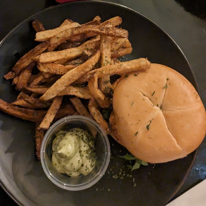 photo of Vegan Food House chickpea Burger And Fries shared by @mari84 on  31 Dec 2023 - review