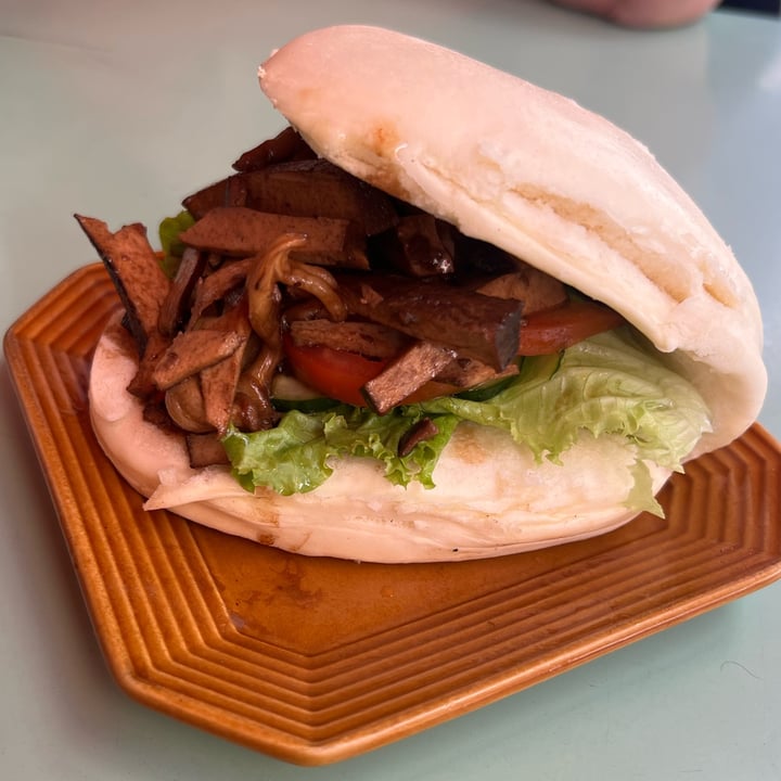 photo of Restaurante Sweet Heart Guabao Shimeji E Tofu shared by @deboramora on  02 Oct 2025 - review