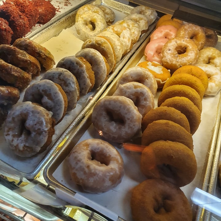 photo of Rainbow Donuts Vegan Vanilla Donut shared by @paniwilson on  20 Oct 2024 - review