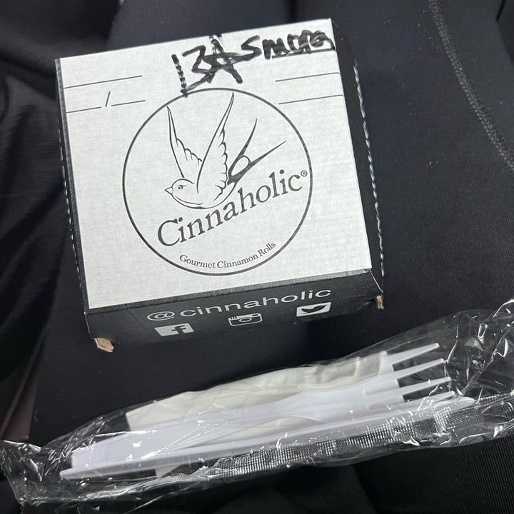 photo of Cinnaholic Campfire Smores shared by @ksvegan17 on  16 Jul 2025 - review