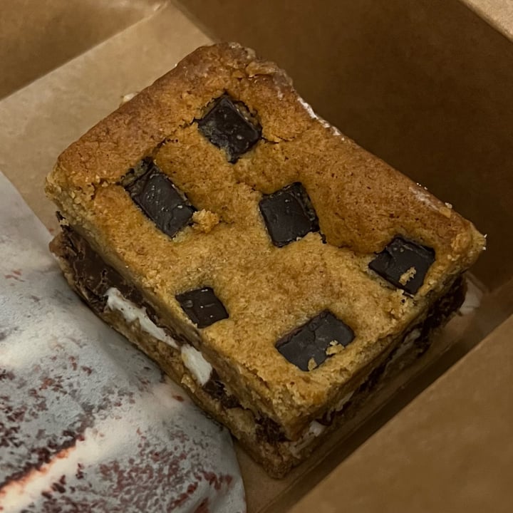photo of Valhalla Bakery S’mores Bar shared by @aubreyj27 on  24 Feb 2024 - review