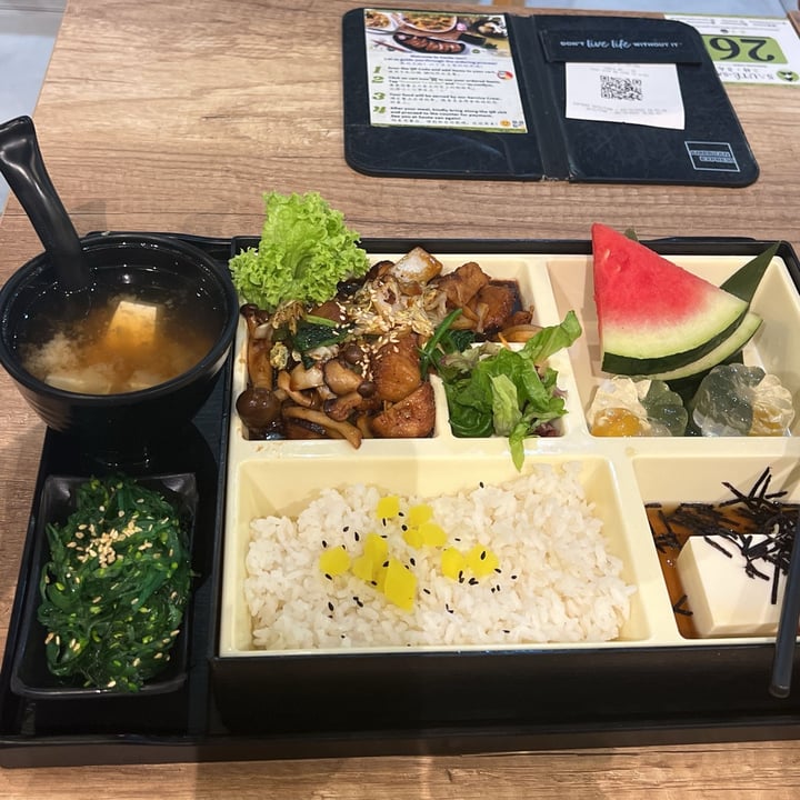 photo of Saute-San N6 Set Teriyaki Lion Mane Assorted Shroom Rice Set with Crispy Abalone and Miso Soup. shared by @pretty55 on  02 Oct 2023 - review