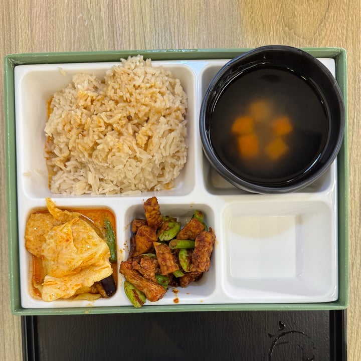 photo of Green dot Bento Set shared by @flexivegan on  29 Jul 2025 - review