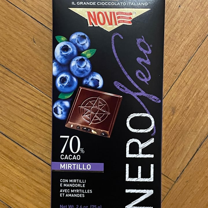 photo of Novi Cioccolato Fondente 70% Con Mirtilli e Granella di Mandorle shared by @elle10 on  12 May 2024 - review