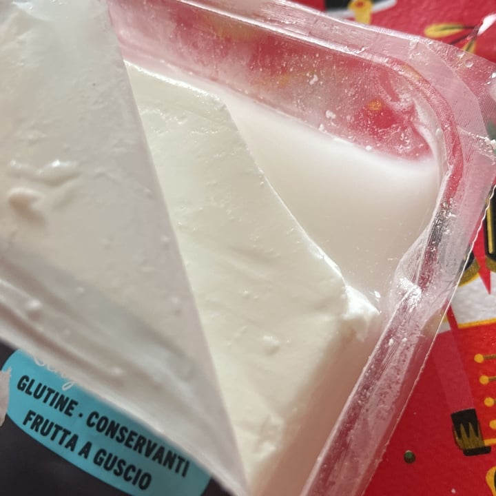 photo of Violife Greek White (Block/Panetto) shared by @llala81 on  08 Jan 2024 - review