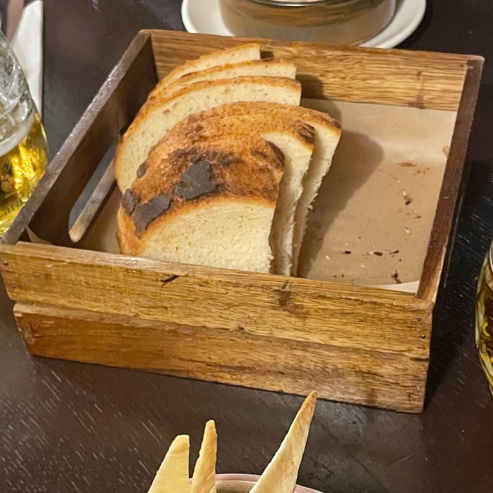 photo of Caru' cu Bere Pane della casa shared by @gsara on  28 Dec 2024 - review