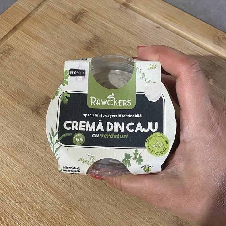 photo of Rawckers Cremă din caju cu verdețuri shared by @glendaluise on  10 May 2024 - review