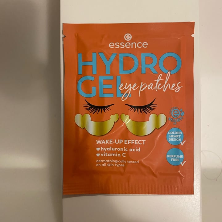 photo of Essence  Hydro gel eye patches shared by @ludotomasi on  23 Feb 2024 - review