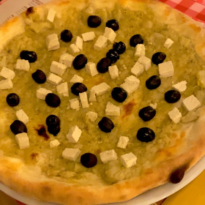 photo of Peperoncino Pegg-y pizza shared by @belliebone2022 on  21 Jul 2025 - review