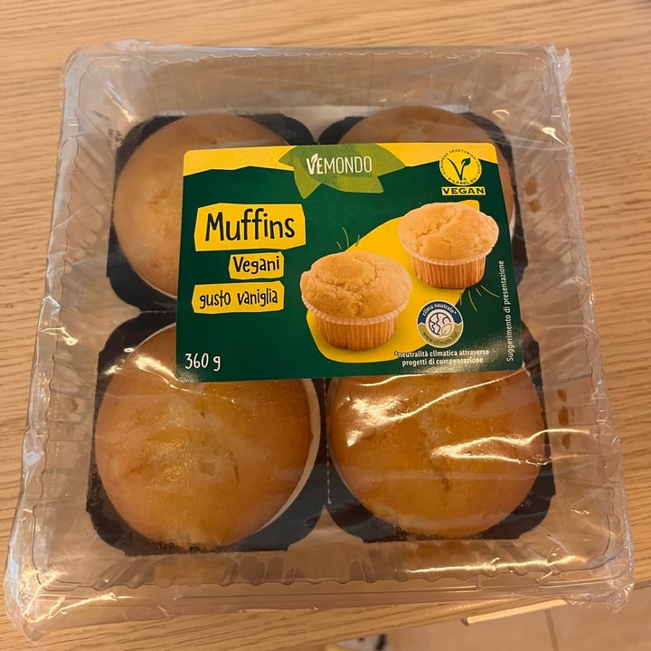 photo of Vemondo muffin alla vaniglia shared by @martinabotelli on  14 Jun 2024 - review