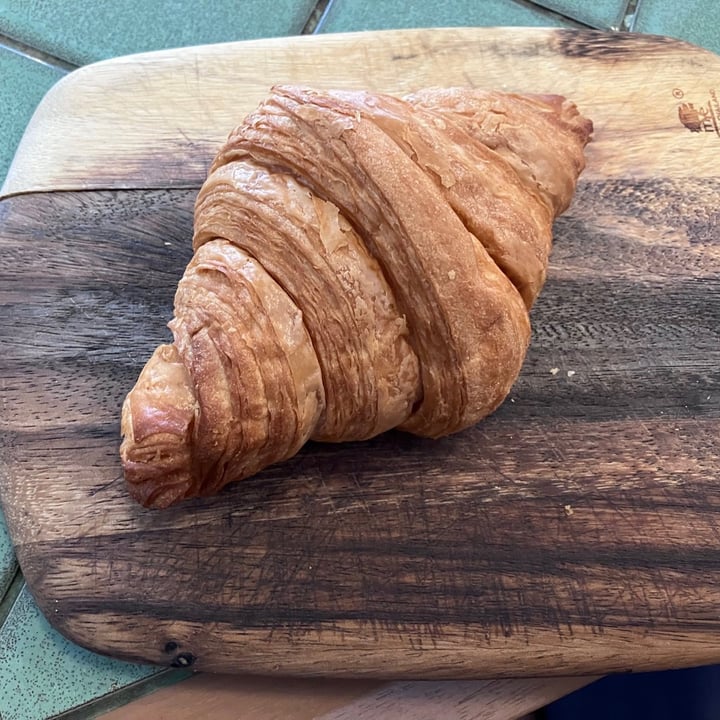 photo of Privé Tiong Bahru Croissant shared by @fulfilling on  30 Sep 2023 - review
