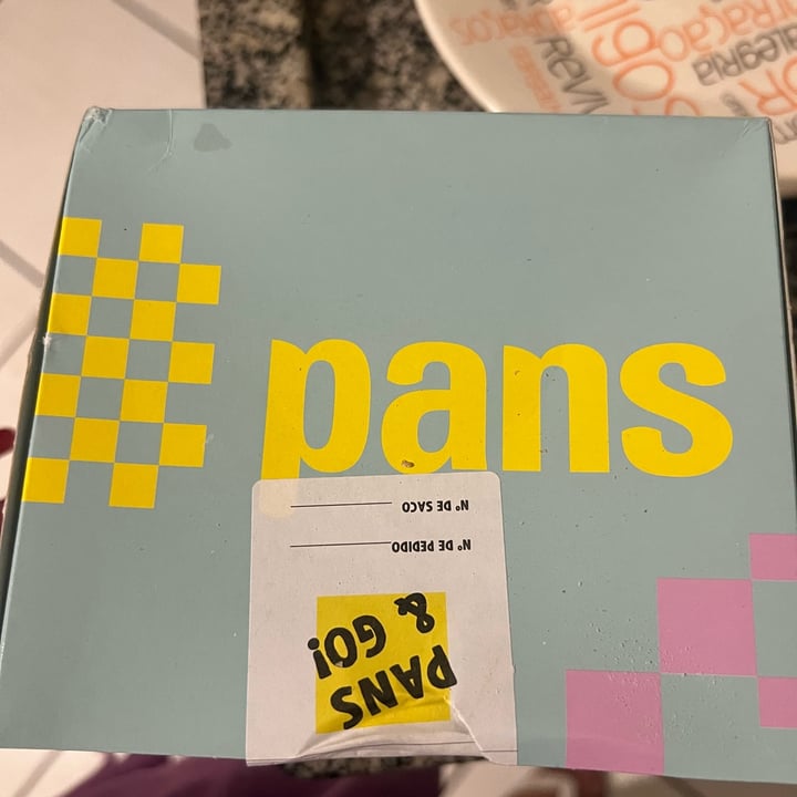 photo of PANS & COMPANY Sandes De Húmmus Beterraba shared by @deboramora on  08 Oct 2025 - review