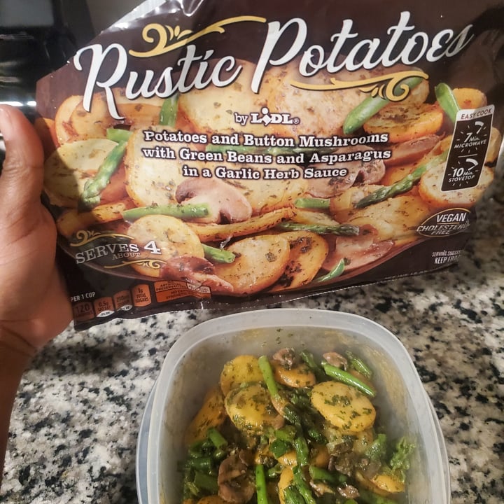 photo of Lidl Rustic Potatoes shared by @keyz2026 on  01 Feb 2024 - review