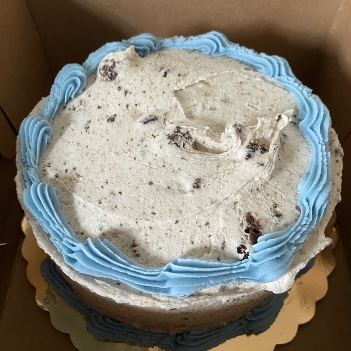 photo of Pattycake Bakery cookies n cream chocolate cake shared by @vfct on  06 Apr 2024 - review
