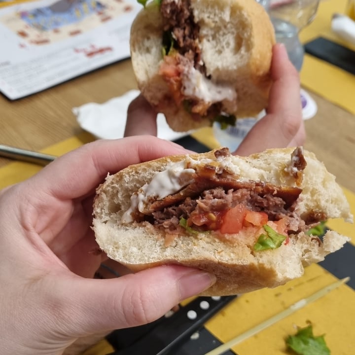 photo of Magic Lair Hamburger Vegan Tasty shared by @lindalin on  03 Jul 2025 - review