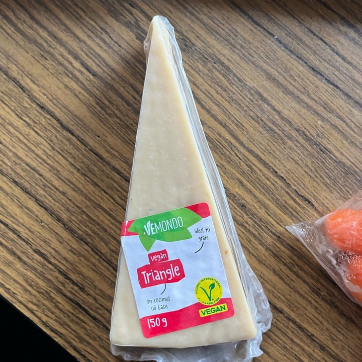 photo of Vemondo Vegan Triangle shared by @alessiatal on  19 May 2025 - review
