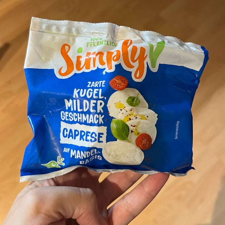 photo of Simply V mozzarella caprese genuss shared by @pattini on  09 Oct 2025 - review