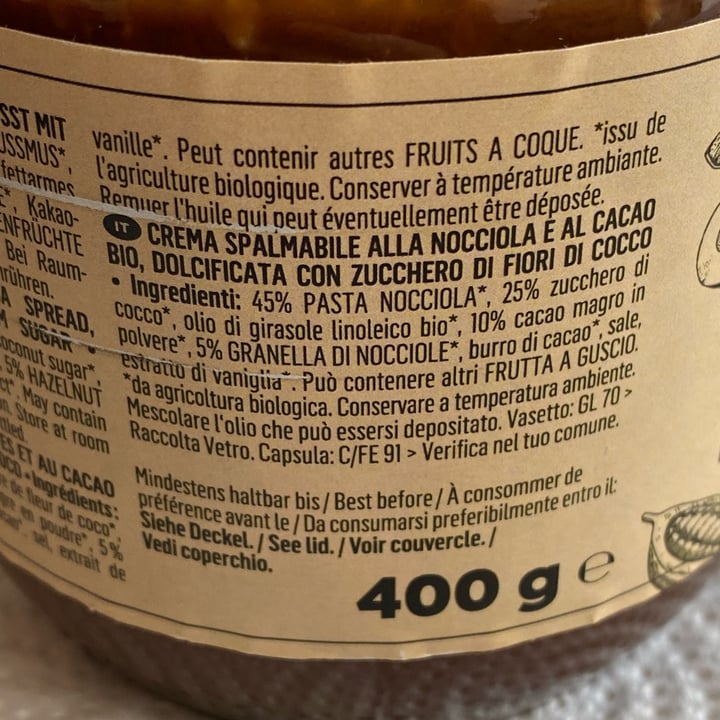 photo of Koro Crema di nocciole e cacao crunchy bio shared by @aleglass on  31 Dec 2024 - review