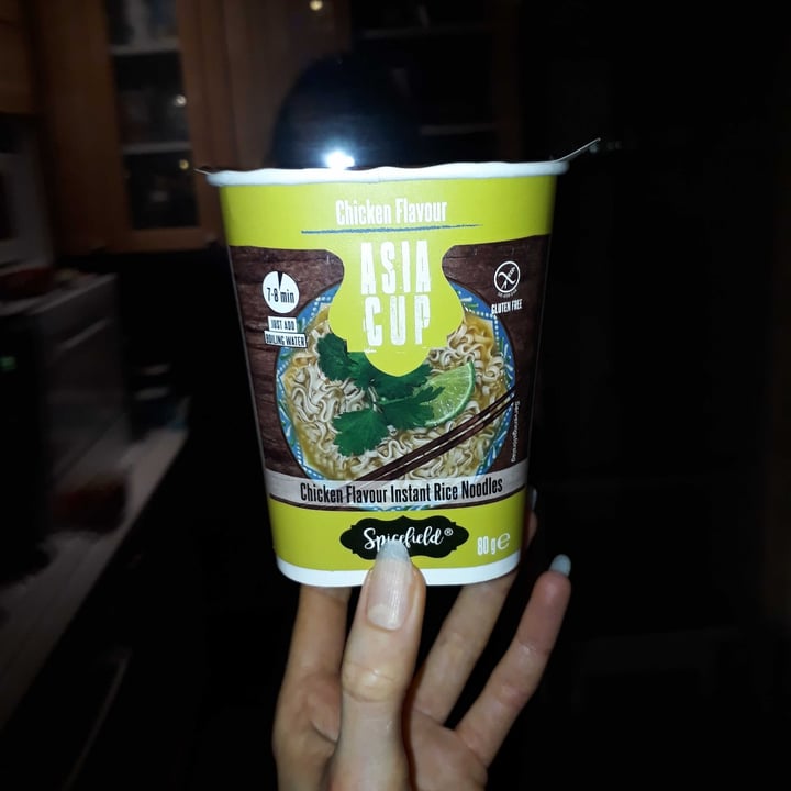 photo of Spicefield Chicken flavour instant rice noodles shared by @adropoceanic on  05 Oct 2025 - review