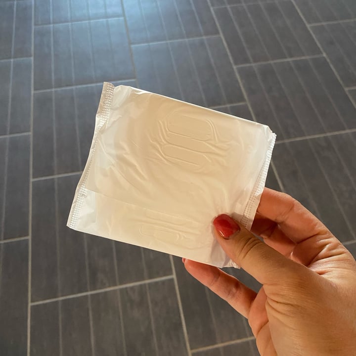 photo of bella organic biodegradable pads normal shared by @glendaluise on  26 Apr 2024 - review