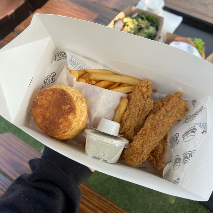 photo of Winter Park Biscuit Company WPBC Box shared by @aubreyj27 on  28 Apr 2024 - review