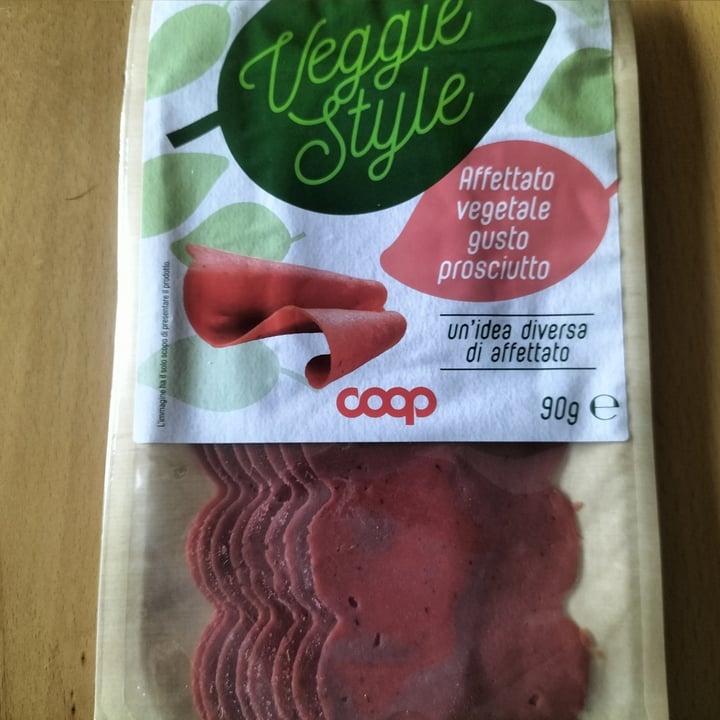 photo of Veggie Style (COOP) affettato vegetale gusto prosciutto shared by @bruinichiara on  27 Mar 2024 - review