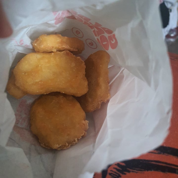photo of Burger King Vegan Nuggets shared by @nataliamainecoon on  14 Nov 2023 - review