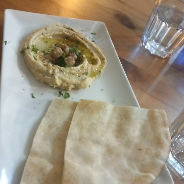 photo of Vegan-té La Siria Hummus shared by @animaleslibres on  18 Feb 2024 - review