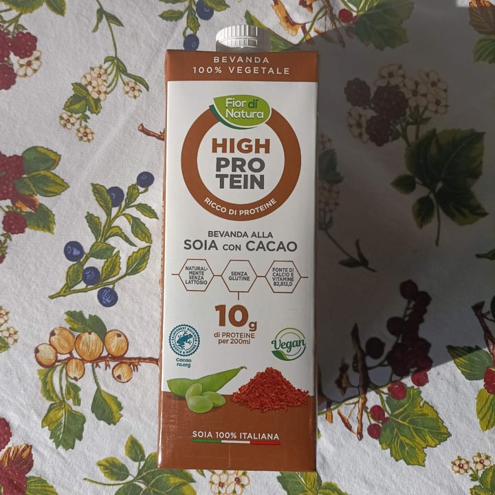 photo of Fior di Natura High Protein Bevanda Alla Soia Con Cacao shared by @valeriedarkblue on  08 Feb 2025 - review