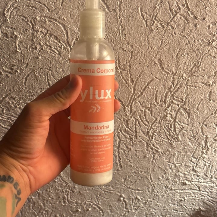 photo of Ylux Crema Corporal Mandarina shared by @veganads on  10 Sep 2025 - review