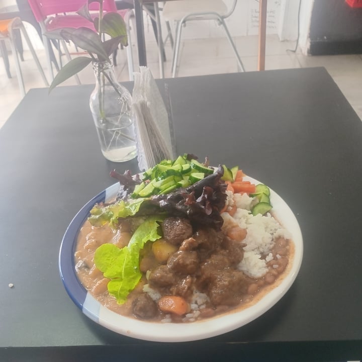 photo of Colab Vegana - Cozinha Popular Vegana Buffet Para Comer à Vontade shared by @primagopa on  16 Aug 2025 - review