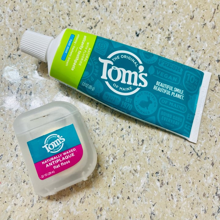 photo of Tom's of Maine Fresh Mint Anticavity Toothpaste shared by @alexanicole on  16 Sep 2025 - review