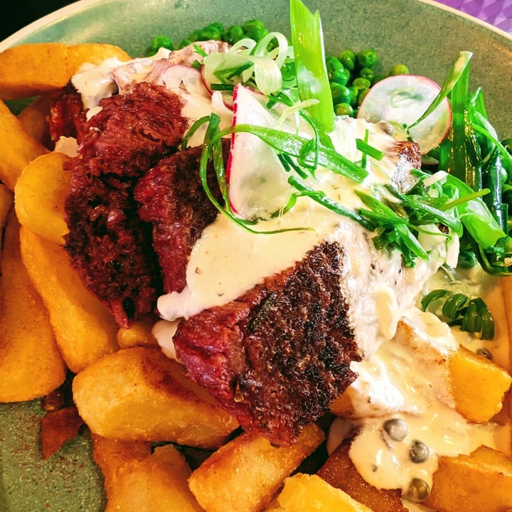 photo of Unity Diner 5oz Flank Steak And Chips shared by @stevenneoh on  16 May 2024 - review
