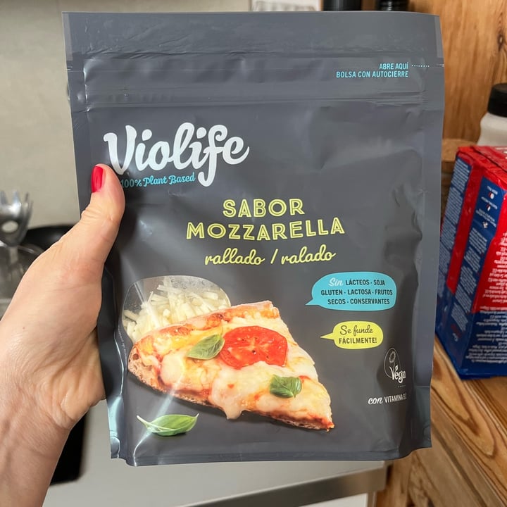 photo of Violife mozzarella style rapé shared by @tipsyballoons on  08 May 2024 - review