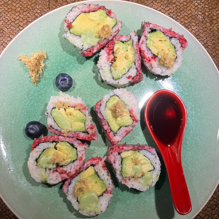 photo of GaYaYa Sushi with Avocad And Beetroot shared by @giorgosvoulgarakis on  17 Mar 2024 - review