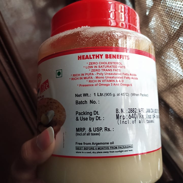 photo of Emkay Food Products Vegan Ghee shared by @veganbhumika on  31 Jan 2024 - review