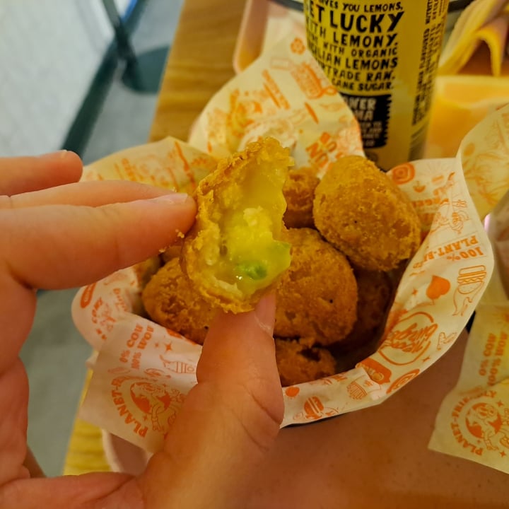 photo of Neat Burger Soho Cheese Bites shared by @kristhesfiguz on  16 Nov 2023 - review