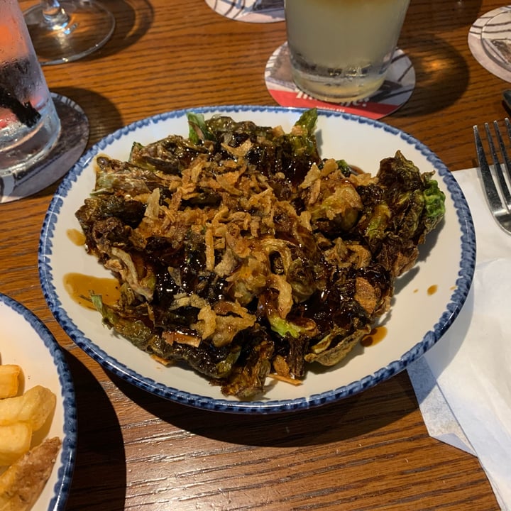 photo of Red Lobster Crispy Brussels Sprouts shared by @louisg on  06 May 2024 - review