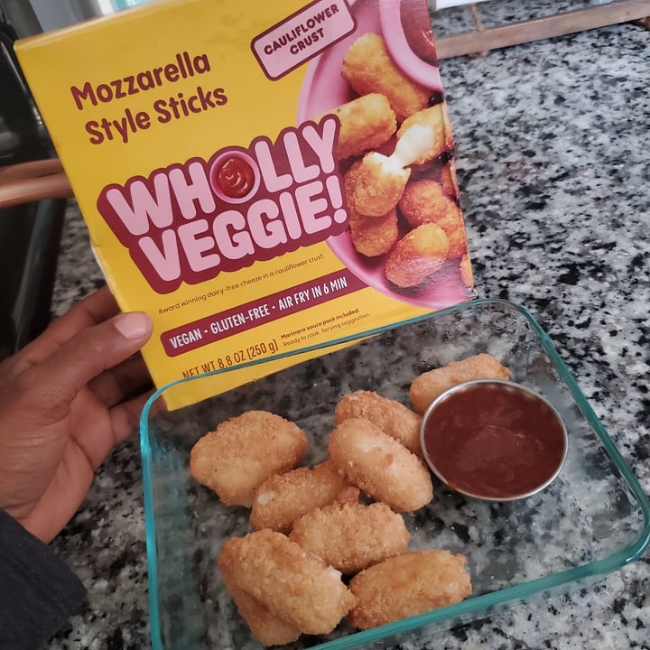 photo of Wholly veggie Mozzarella Style Sticks shared by @keyz2026 on  22 May 2024 - review