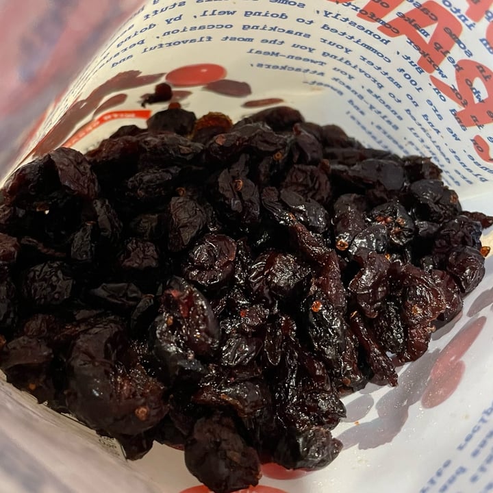 photo of Made in Nature Organic Dried Cranberries shared by @veggietable on  31 Jan 2024 - review