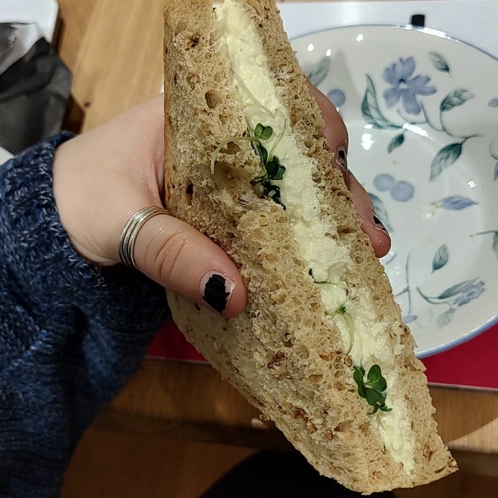 photo of Lucky cat co. Vegan Deep Fill Sandwich - Tofu No Egg Mayo & Cress shared by @the-vegan-one on  08 Mar 2024 - review
