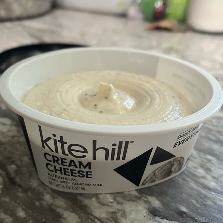 photo of Kite Hill Cream Cheese Alternative Everything shared by @emmamolteni on  09 May 2024 - review