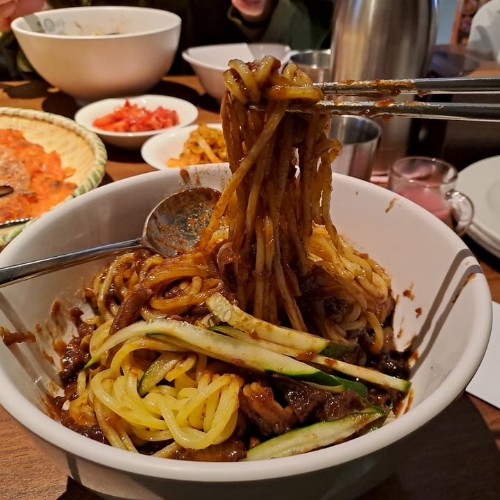 photo of O.BBa Jjajang Vegan Jjajangmyeon shared by @wonderwombat on  11 May 2024 - review