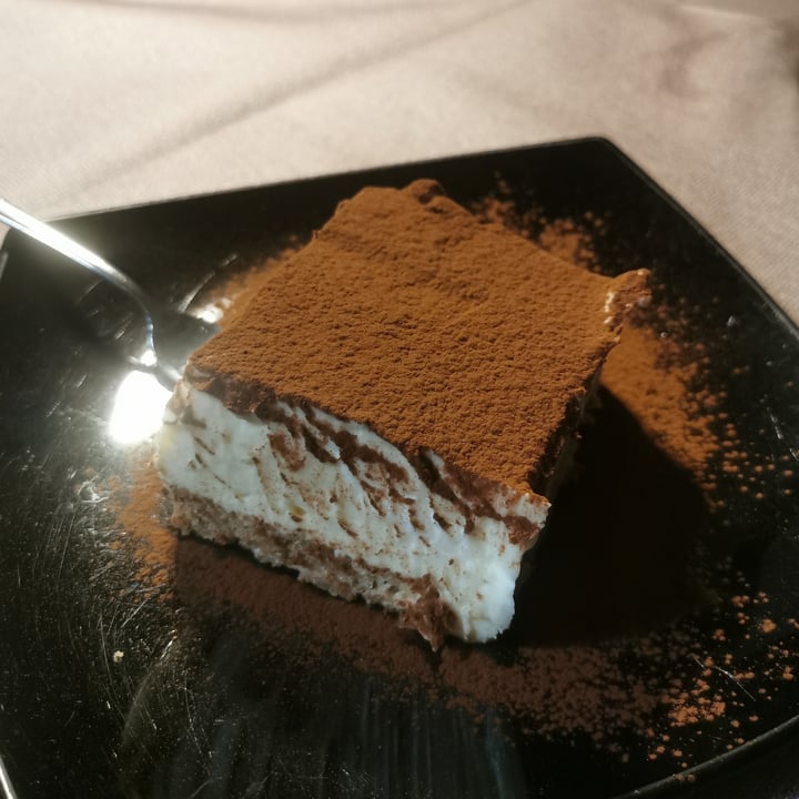 photo of La Tecia Vegana Tiramisù vegano della Tecia Vegana shared by @arualtyrell on  24 Jul 2025 - review