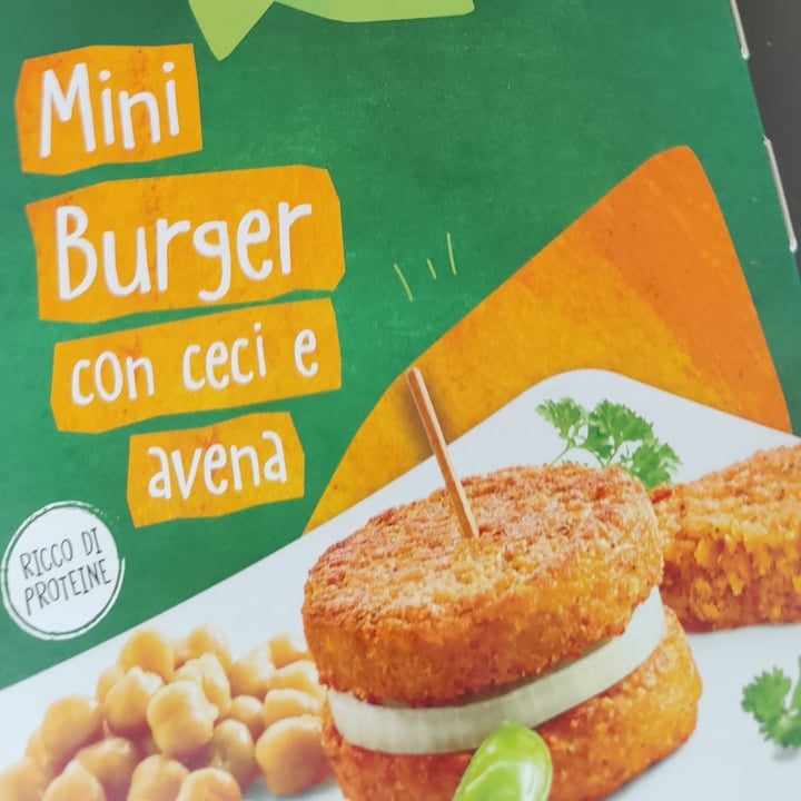 photo of Vemondo Mini burger ceci e avena shared by @lukasser on  24 Mar 2024 - review