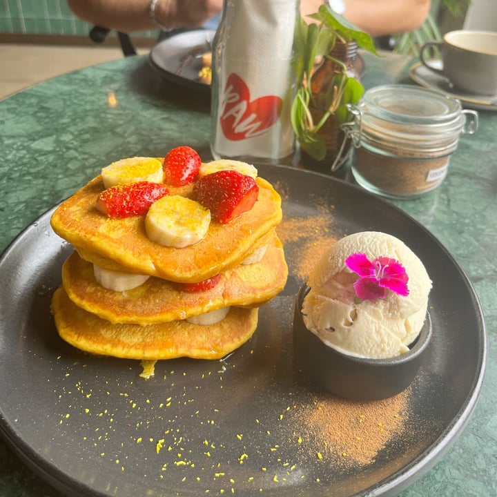 photo of Scheckter's RAW Cape Quarter pumpkin pancakes shared by @jessamygraham on  25 Apr 2024 - review