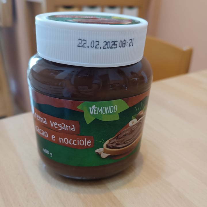 photo of Vemondo Crema cacao e nocciole shared by @nvf02 on  10 Feb 2024 - review