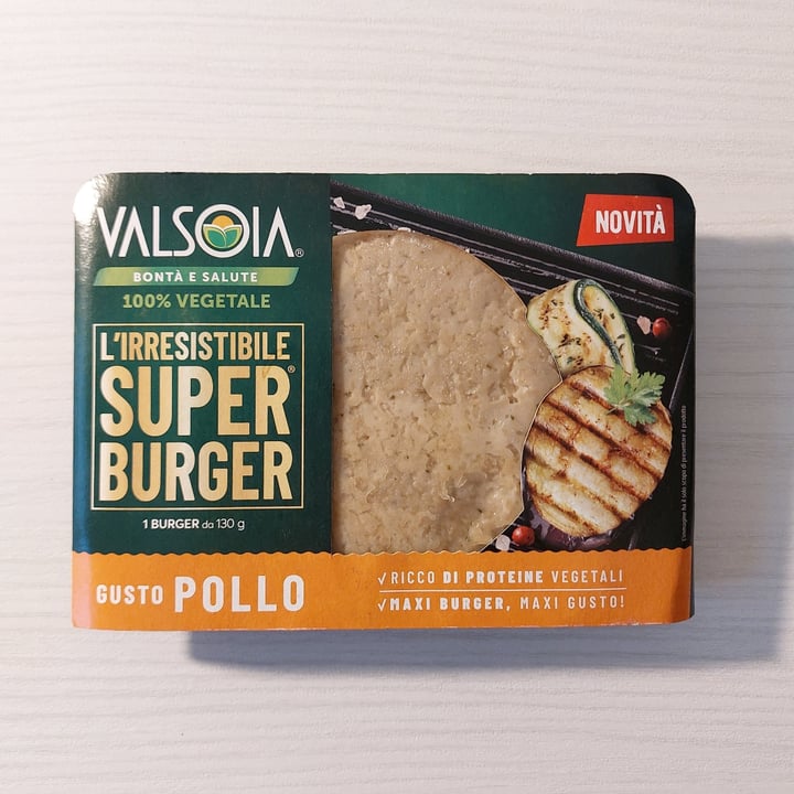 photo of Valsoia L'irresistibile Super Burger Gusto Pollo shared by @claireinblue on  05 May 2024 - review