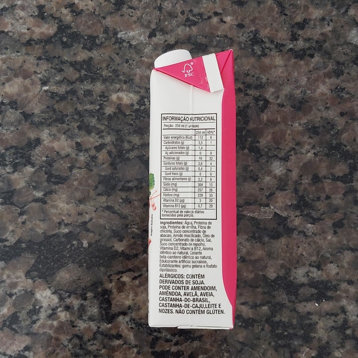 photo of NotCo Not Shake Protein Morango Com Tâmara shared by @jcasati on  15 Sep 2025 - review